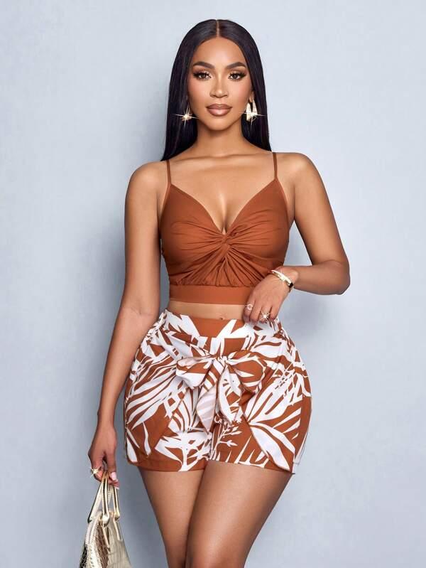 Spring & Summer Women's Casual Daily/Vacation Printed Spaghetti Strap Sleeveless Twist Front Top & Tie Front Shorts 2 Pieces Woven Suit Set (Random Floral)